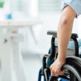 Las mujeres con discapacidad, el colectivo peor remunerado, cobran un 33% menos que los hombres