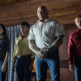 M. Night Shyamalan juega con el fin del mundo en 'Llaman a la puerta'