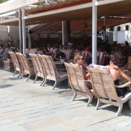 08/2023 - Una terrassa aquest estiu a Platja d'Aro.