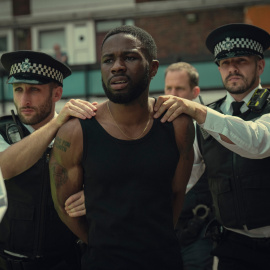 Tráfico de drogas y conflictos sociales en 'Top Boy', una de las mejores series sobre narcos, según la crítica.