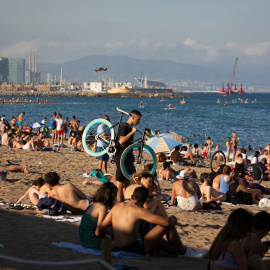 2/02/2022-La playa de la Barceloneta, a 5 de agosto de 2021, en Barcelona, Catalunya (España).