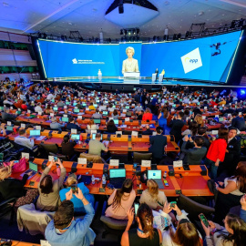La presidenta de la Comisión Europea, Ursula von der Leyen, comparece ante los medios, en el Parlamento Europeo, a 9 de junio de 2024, en Bélgica.
