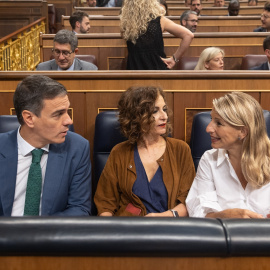 Pedro Sánchez, María Jesús Montero y Yolanda Díaz, este miércoles en el Congreso.
