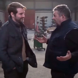 El comunicador ultraderechista Javier Negre y el alcalde del PP de Villar de Cañas, José María Sáiz.