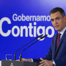 El líder socialista y presidente del Gobierno en funciones, Pedro Sánchez, durante la rueda de prensa ofrecida tras la reunión mantenida con el rey Felipe VI.