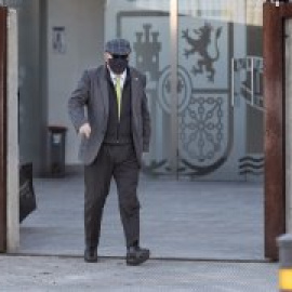 El Assir, amigo de Juan Carlos I e intermediario en turbios negocios de armas, recurrió a Villarejo para salvarse de una extradición a Francia