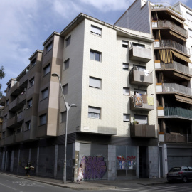 16/08/2021 - Edifici de Girona on s'han comprat pisos pel parc públic.