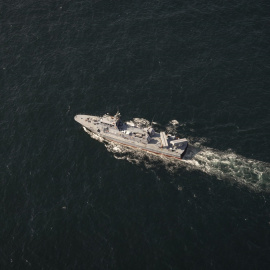 Foto de archivo de un buque en el Golfo de Omán.
