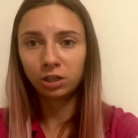 La atleta bielorrusia Krystsina Tsimanóuskaya vuela rumbo a Europa