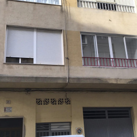 Un hombre de 47 años fue detenido este domingo 3 de abril de 2022 tras matar con un cuchillo a su hijo de 11 años en una vivienda de la localidad valenciana de Sueca.