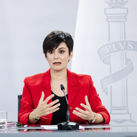 La ministra de Vivienda y Agenda Urbana, Isabel Rodríguez, durante una rueda de prensa posterior a la reunión del Consejo de Ministros, a 9 de abril de 2024, en Madrid (España).