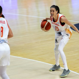 Foto de archivo. Anna Cruz jugando un partido amistoso de preparación para el Eurobasket 2021.