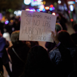 Varias mujeres durante una manifestación contra las violencias machistas en Vallecas el 25 de noviembre de 2022.