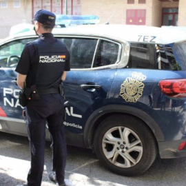 Foto de archivo de un agente de la Policía Nacional.