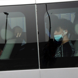 Repatriación de los menores marroquíes a través de la frontera del tarajal, Ceuta.