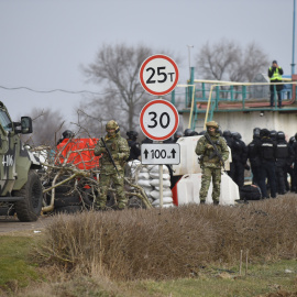 12/02/2022 La Policía ucraniana y la Guardia Nacional participan en ejercicios de entrenamiento militar en el sur del país