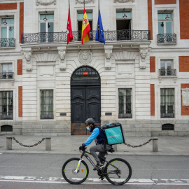 'Rider' de Deliveroo. Foto de archivo.