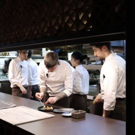 21-6-2023 Alguns cuiners del restaurant barceloní Disfrutar