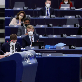 16/02/2022. Didier Reynders durante la sesión en el Parlamento Europeo.