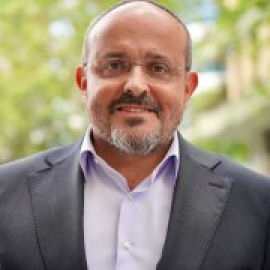 Alejandro Fernández: "Illa se entregará a Esquerra y a Puigdemont si es necesario para mantener a Sánchez en la Moncloa"