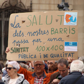 Manifestantes a favor de la sanidad pública