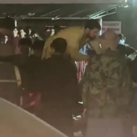 Decenas de heridos llegan a los hospitales afganos tras las explosiones del aeropuerto