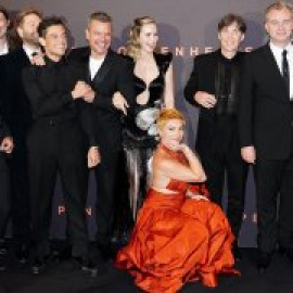 'Oppenheimer' vence a 'Barbie' en los premios Critics Choice de EEUU