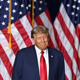 Donald Trump, tras una alocución al conocerse los resultados de los 'caucus' presidenciales republicanos de Iowa de 2024, a 15 de enero de 2024.