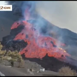 La Palma: El derrumbe del cono genera nuevas coladas de lava