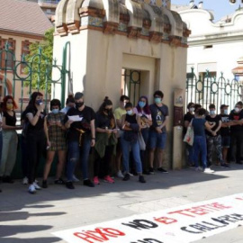 19/1/24 - Imagen de archivo de una concentración en Lleida contra los abusos sexuales que denunciaron alumnas del Aula de Teatre de Lleida.