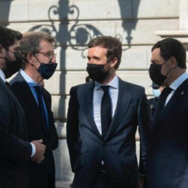 El presidente murciano Fernando López Miras,  el gallego Alberto Núñez Feijóo, el líder del PP, Pablo Casado, y el máximo dirigente de la Junta de Andalucía, Juanma Moreno.