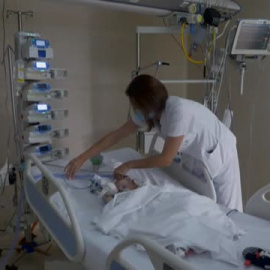 Una campeona olímpica empeña su plata para salvar la vida de un bebé