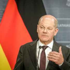 El canciller alemán Olaf Scholtz, habla en una reciente rueda de prensa durante su visita en Riga (Letonia), a 6 de mayo de 2024.