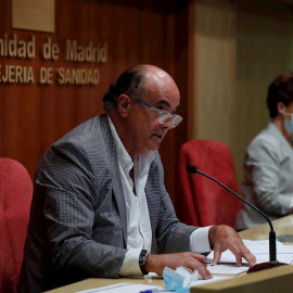 El viceconsejero de Salud Pública y Plan COVID-19 de la Comunidad de Madrid, Antonio Zapatero, y la directora general de Salud Pública, Elena Andradas.