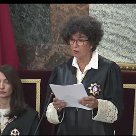 La teniente fiscal María Ángeles Sánchez Conde lee el discurso que había preparado Álvaro García, el nuevo fiscal general del Estado, en la apertura del año judicial, sobre la memoria de la Fiscalía de 2021