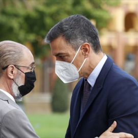 El presidente de Aragón, Javier Lambán, recibe al presidente del Gobierno, Pedro Sánchez, para efectuar una reunión en el Edificio Pignatelli, a 16 de septiembre de 2021, en Zaragoza, Aragón.
