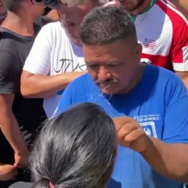 Migrantes se cosen los labios en México como forma de protesta por no poder entrar en EEUU