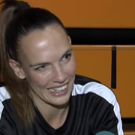 Mireia Rodríguez, primera mujer en un equipo de balonmano masculino