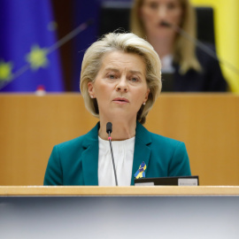 Ursula Von der Leyen durante una sesión plenaria extraordinaria sobre la agresión rusa contra Ucrania en el Parlamento Europeo en Bruselas, el 1 de marzo de 2022.