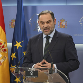 El exministro José Luis Ábalos, durante la rueda de prensa que ha ofrecido este martes 27 de febrero de 2024 en el Congreso.