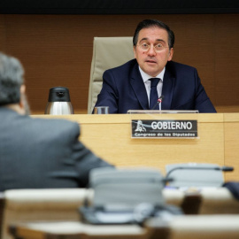 El ministro de Asuntos Exteriores, José Manuel Albares, comparece en la Comisión Mixta para la UE, en el Congreso, a 4 de marzo de 2024, en Madrid.