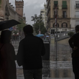 Se ha activado aviso amarillo por lluvia y tormenta en varios puntos del país, mientras que en algunos lugares de Murcia hay avisos amarillos y naranjas. / Europa Press / Archivo