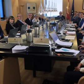 Reunión en el Congreso de los miembros de la junta Electoral Central (JEC). - EFE