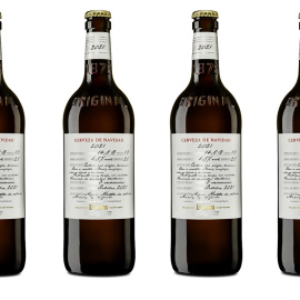 Botellas de la Cerveza de Navidad de Damm.