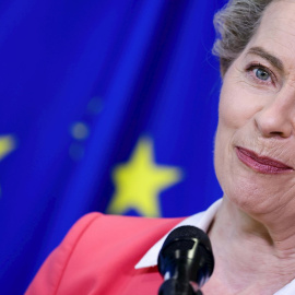 La Presidenta de la Comisión Europea, Ursula Von der Layen, dando la bienvenida al Secretario General de las Naciones Unidas en Bruselas (Bélgica)