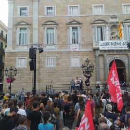 Conentració a Plaça Sant Jaume de Barcelona en suport a l'activista independentista Marcel Vivet el 17 de juny del 2021
