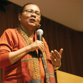 Fotografía de archivo de Gloria Jean Watkins, bell hooks.