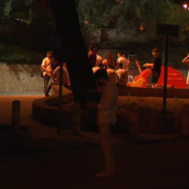 Control de la policía para evitar botellones y fiestas en Mallorca