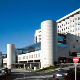 Complejo Hospitalario de Pontevedra, conocido también como Hospital de Montecelo.