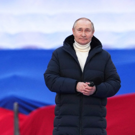 El presidente ruso, Vladimir Putin, durante el acto de conmemoriación del octavo aniversario de la anexión de Crimea por parte de Rusia, en el Estadio Luzhniki en Moscú. RIA Novosti Host Photo Agency/Alexander Vilf vía REUTERS